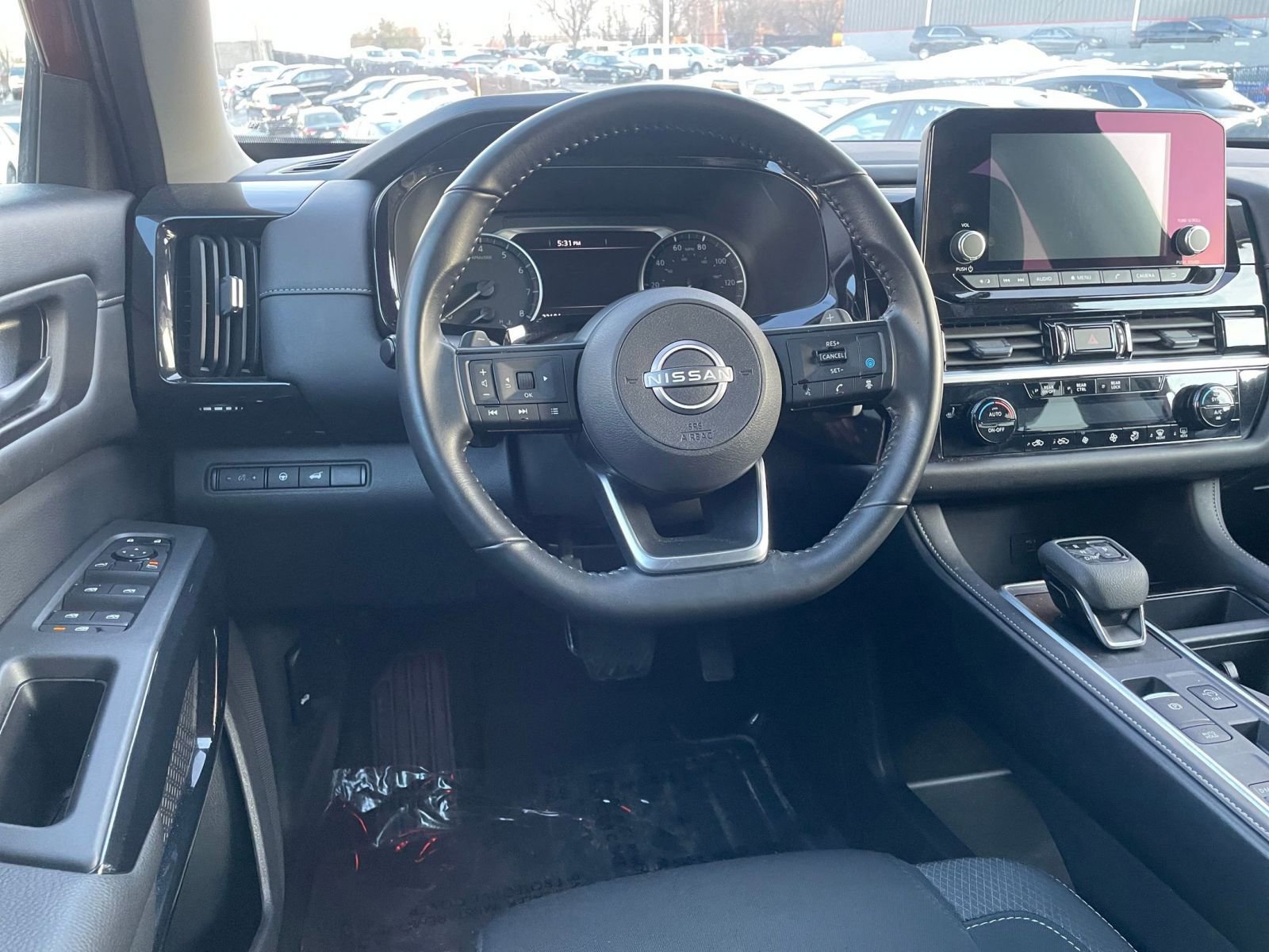 Used 2025 Nissan Pathfinder SV image 36