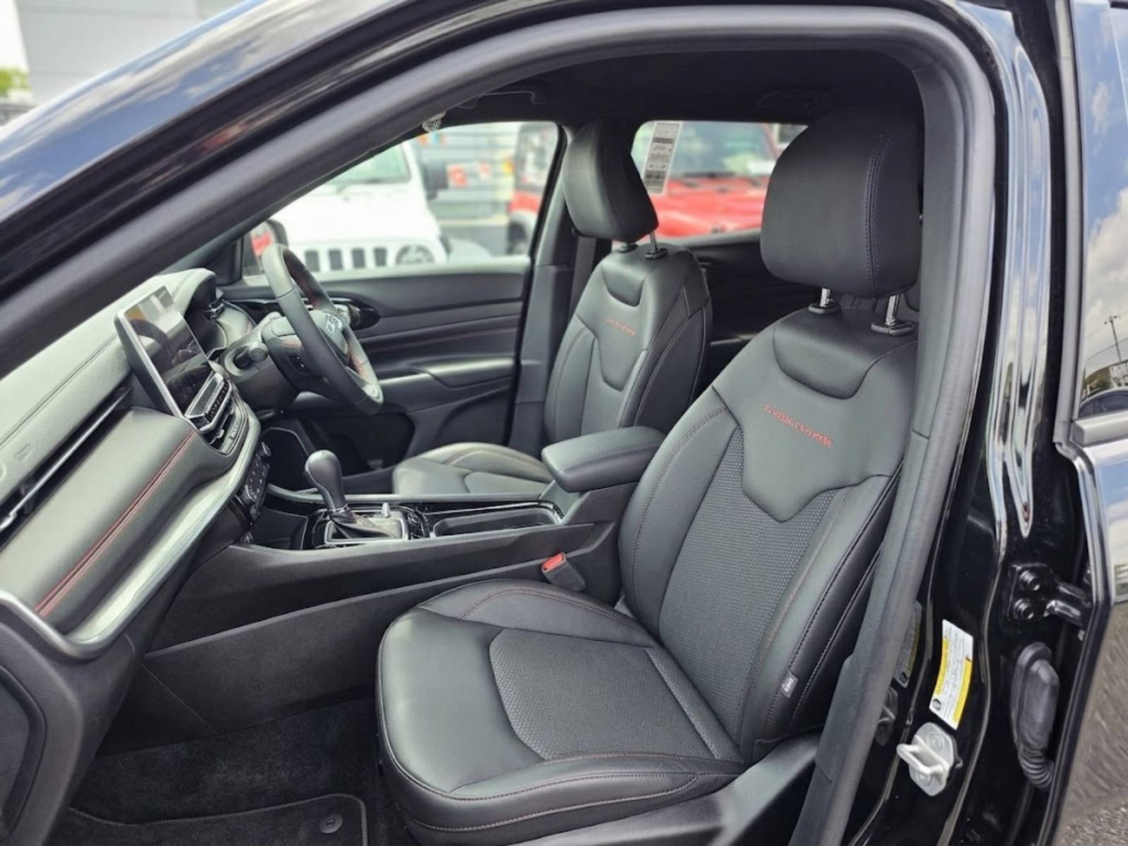 New 2026 Jeep Compass Trailhawk AWD/4WD image 10