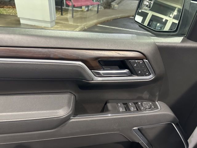 Used 2025 GMC Sierra 1500 SLT image 14