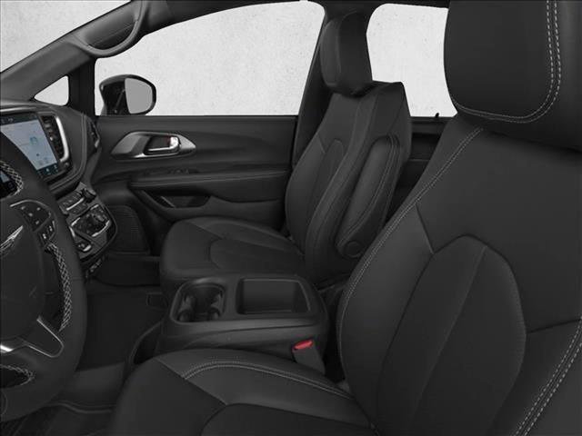 New 2026 Chrysler Pacifica Limited image 6