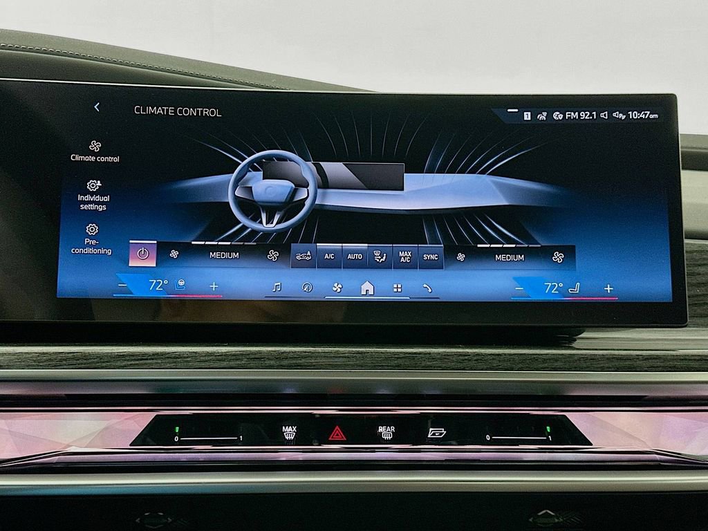 New 2026 BMW 750e xDrive w/ Executive Package image 14