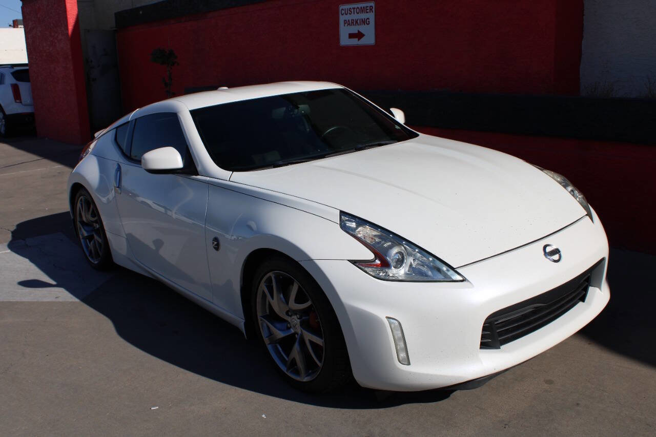 Used 2016 Nissan 370Z Coupe image 5