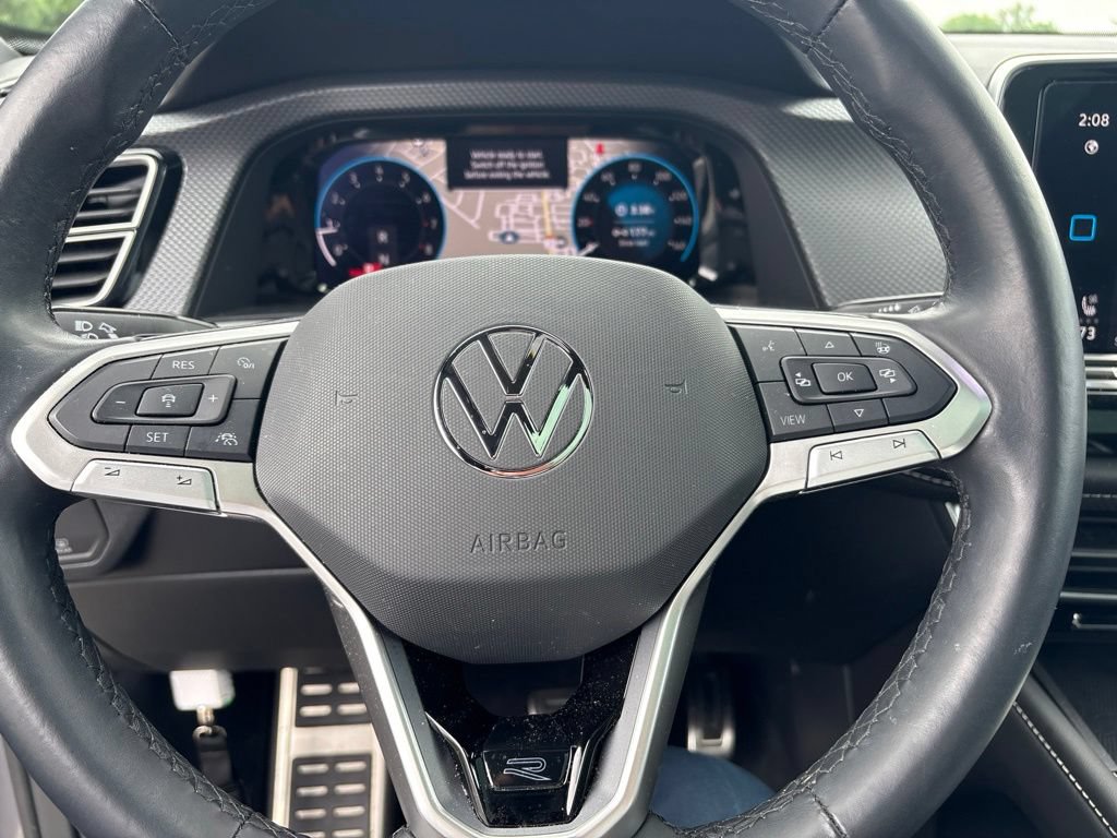 Used 2024 Volkswagen Atlas Cross Sport SEL R-Line AWD/4WD image 12