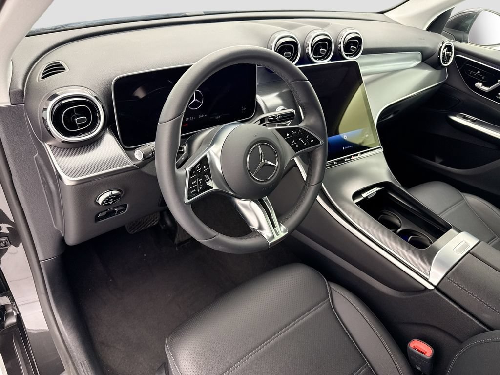 Certified 2026 Mercedes-Benz GLC 300 image 9