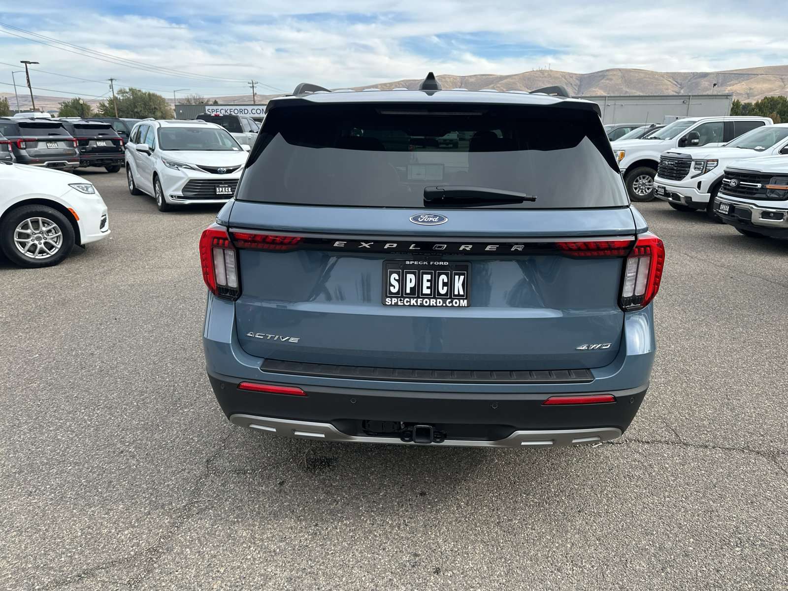 New 2026 Ford Explorer Active w/ Active Comfort Package AWD/4WD image 5
