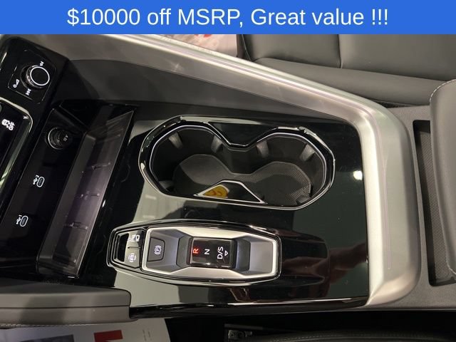 Used 2025 Audi Q5 Premium w/ Convenience Package AWD/4WD image 31