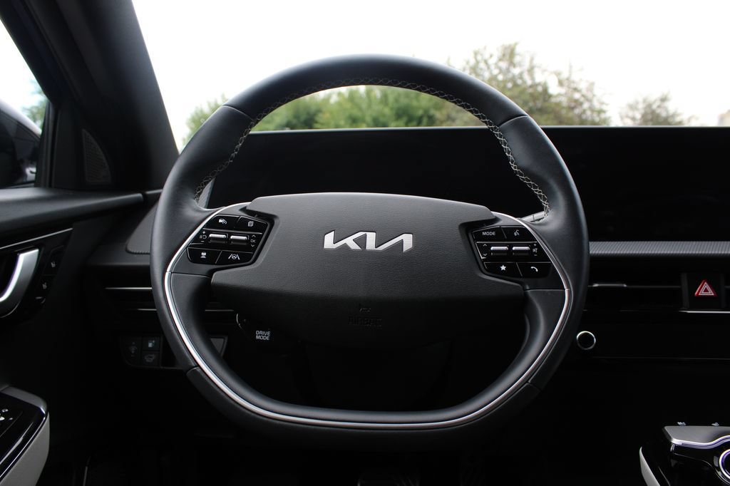 Used 2023 Kia EV6 GT-Line w/ GT-Line Suede Seat Package AWD/4WD image 17