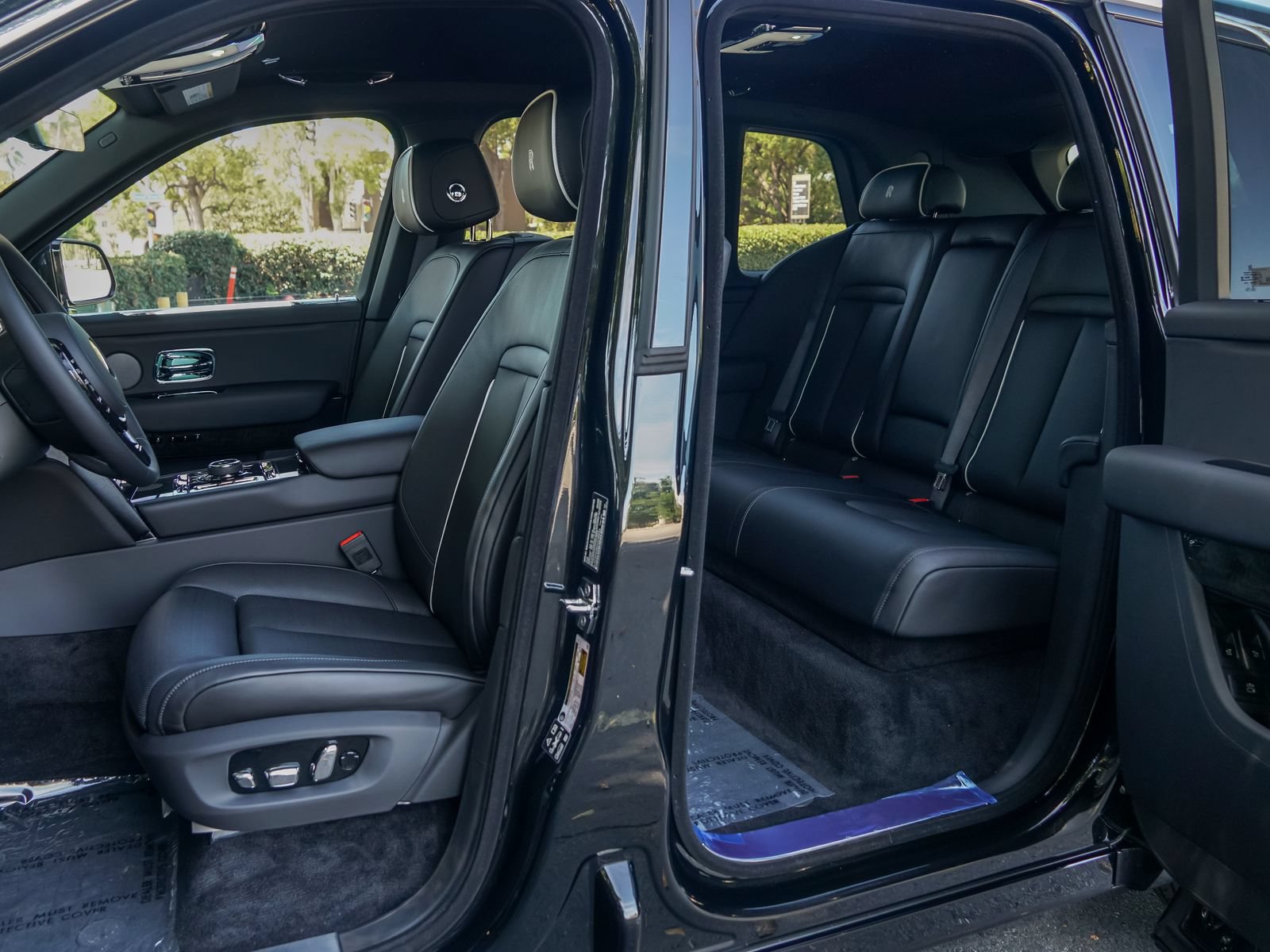New 2027 Rolls-Royce Cullinan AWD/4WD image 24