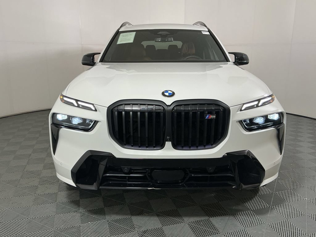 Certified 2026 BMW X7 M60i w/ Executive Package AWD/4WD image 3