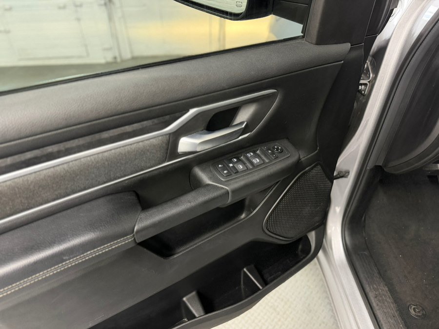 Used 2019 RAM 1500 Big Horn AWD/4WD image 31