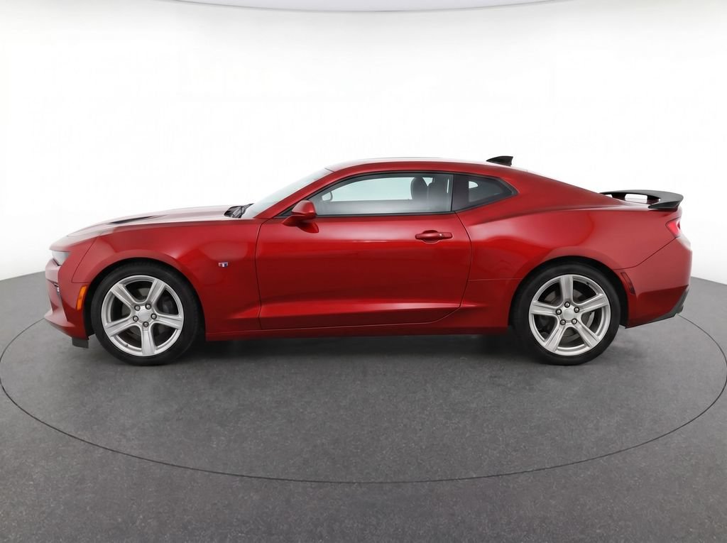 Used 2016 Chevrolet Camaro LT RWD image 6