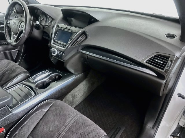 Used 2020 Acura MDX w/ Technology Package AWD/4WD image 36