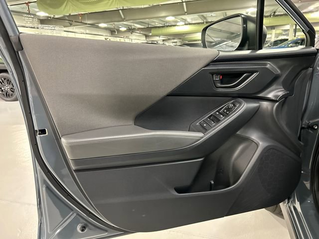 Used 2025 Subaru Crosstrek 2.0i Premium AWD/4WD image 9