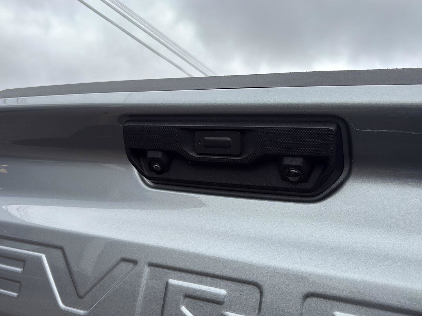 Certified 2023 Chevrolet Silverado 1500 LT AWD/4WD image 7