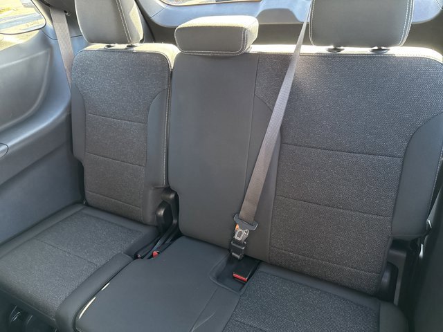 Used 2024 Chevrolet Traverse LS image 18