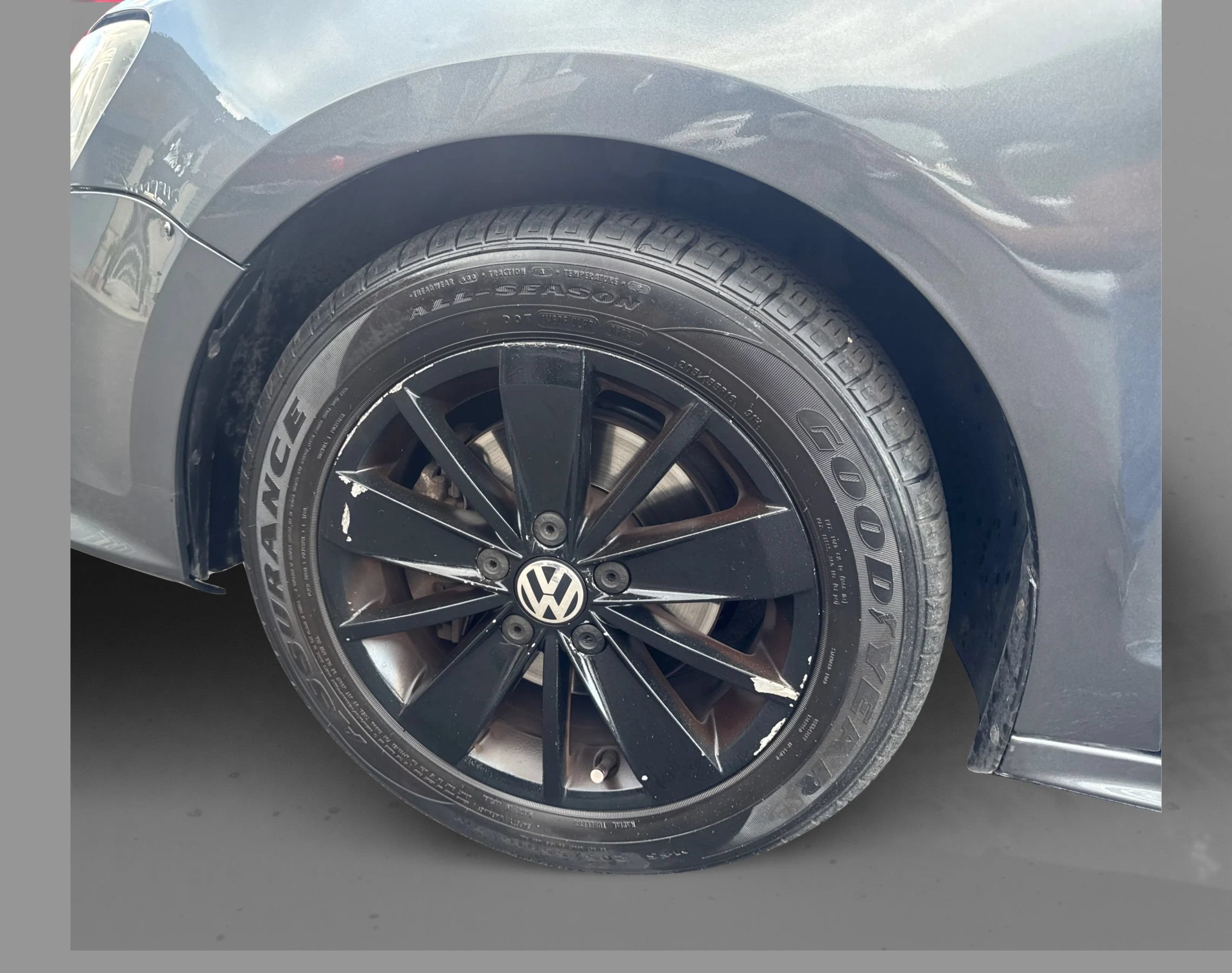 Used 2015 Volkswagen Jetta SE FWD image 25
