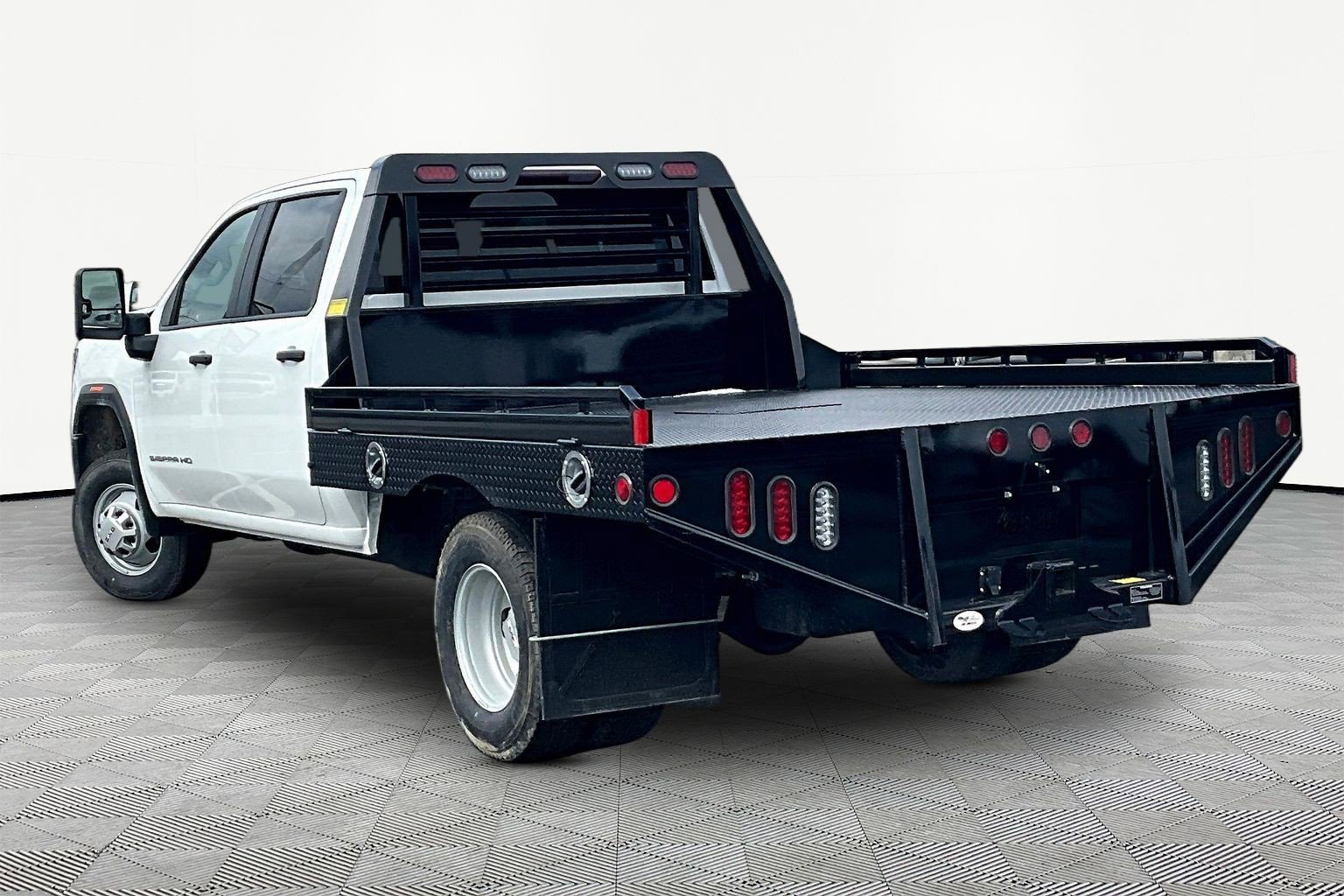 New 2025 GMC Sierra 3500 Pro w/ Convenience Package image 3