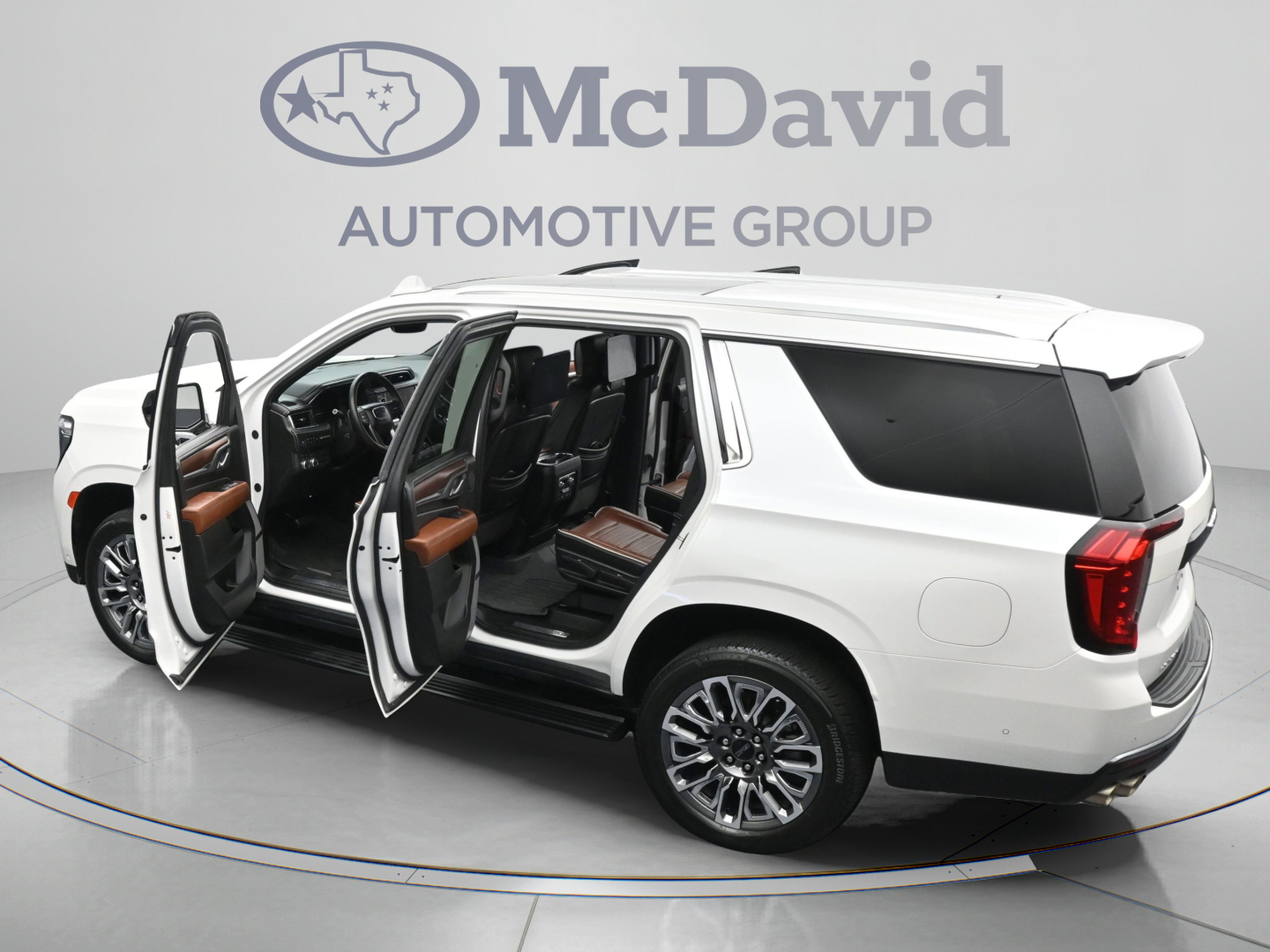 Used 2024 GMC Yukon Denali Ultimate AWD/4WD image 46