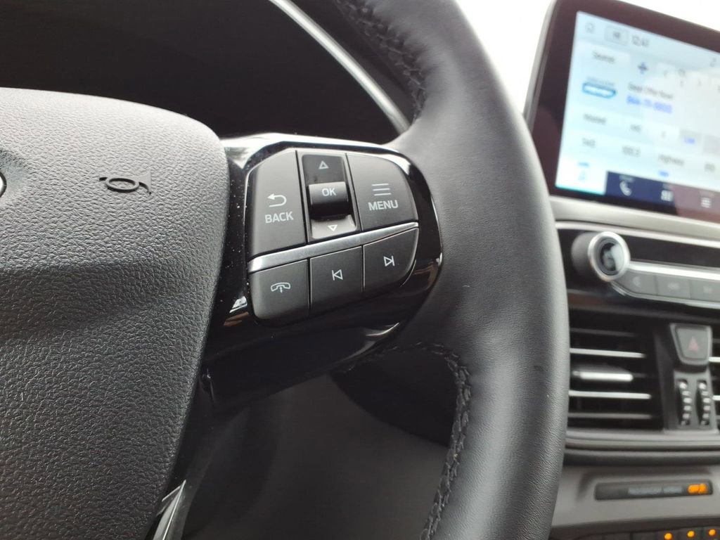Certified 2023 Ford Escape Active AWD/4WD image 16