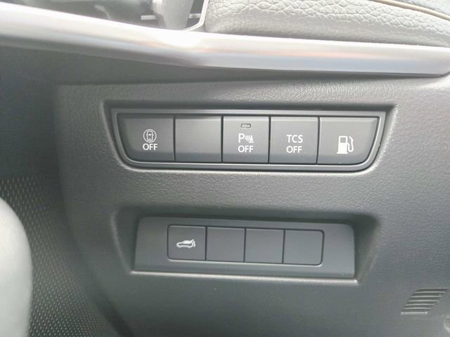 Certified 2025 MAZDA CX-90 Plug-In Hybrid w/ Preferred image 32