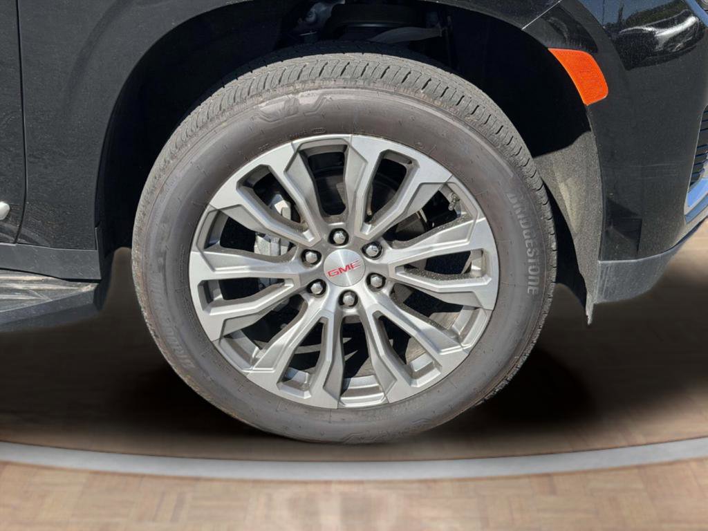 Used 2023 GMC Yukon Denali w/ LPO, Floor Liner Package AWD/4WD image 26