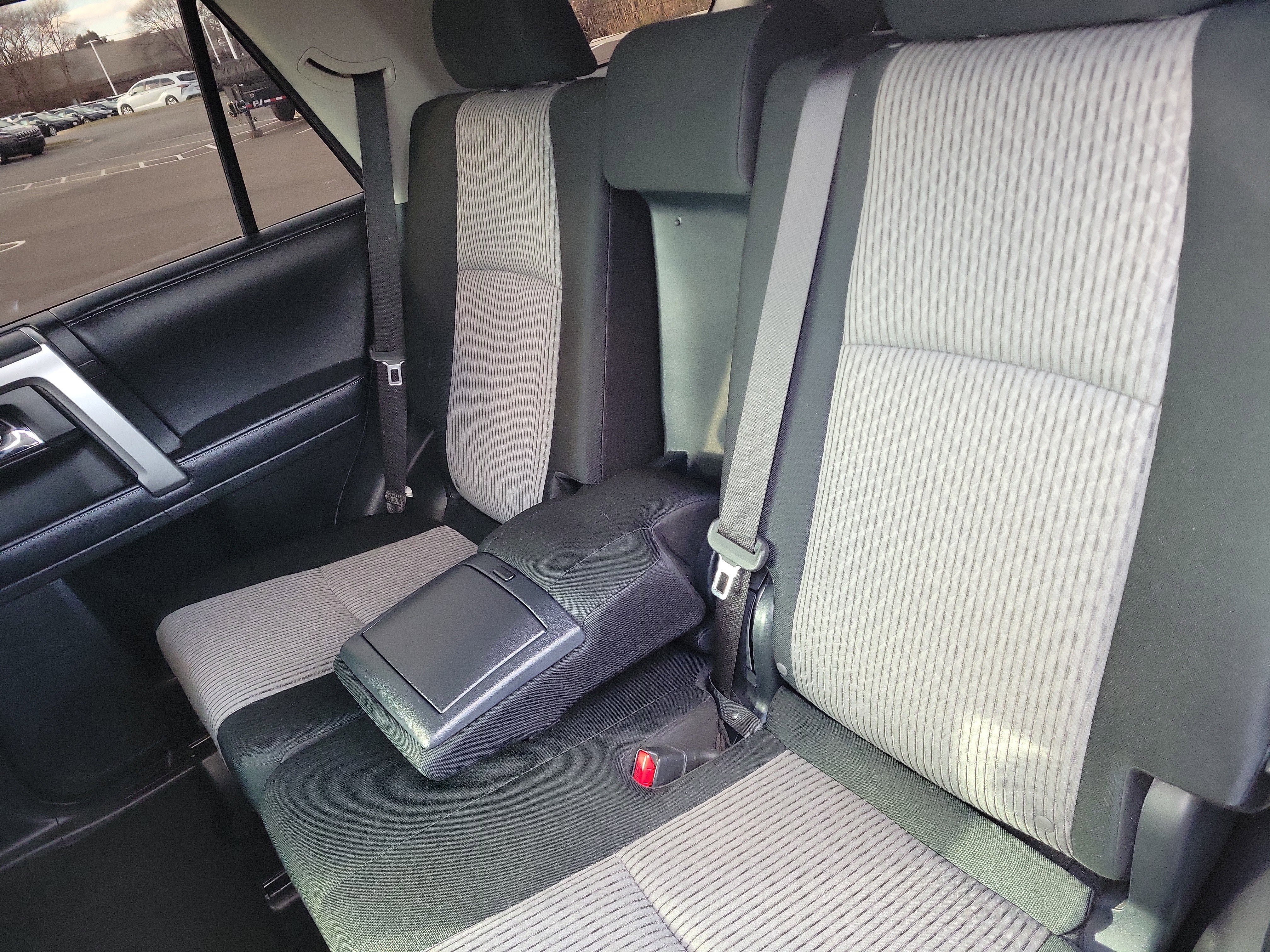 Used 2018 Toyota 4Runner SR5 image 13