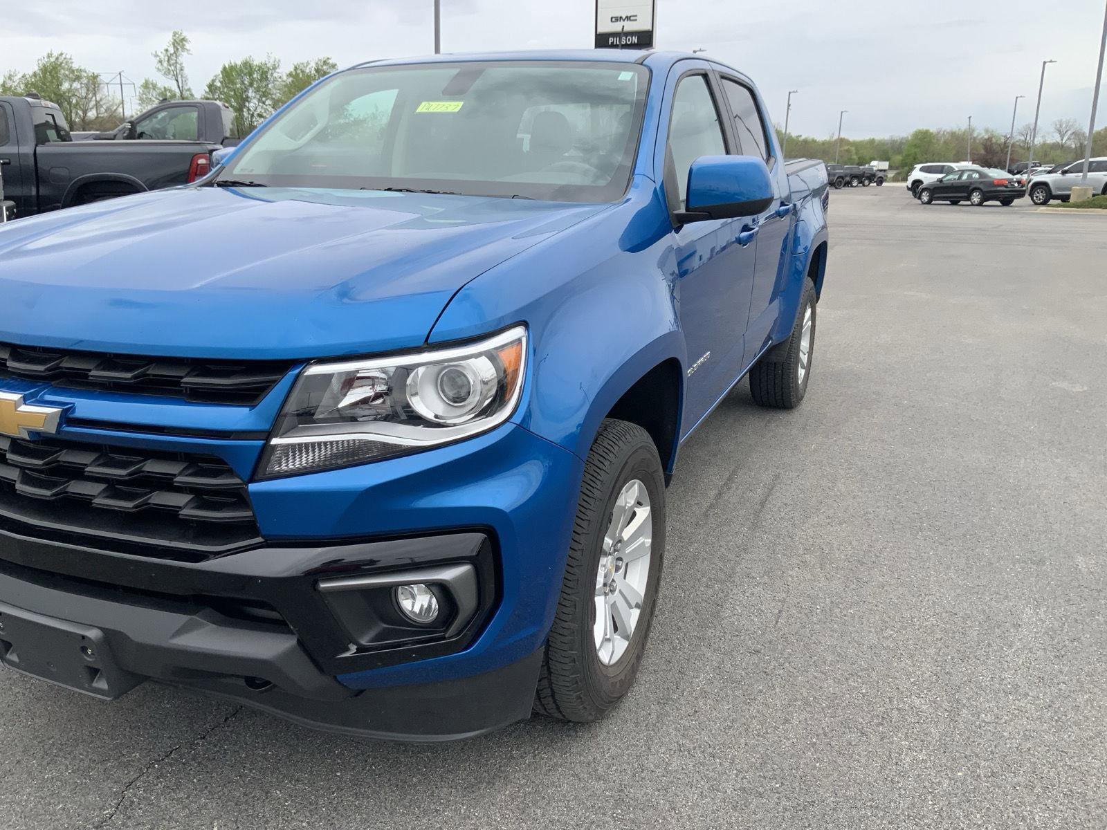 Used 2022 Chevrolet Colorado LT w/ Luxury Package image 15