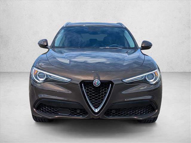Used 2018 Alfa Romeo Stelvio Ti image 2