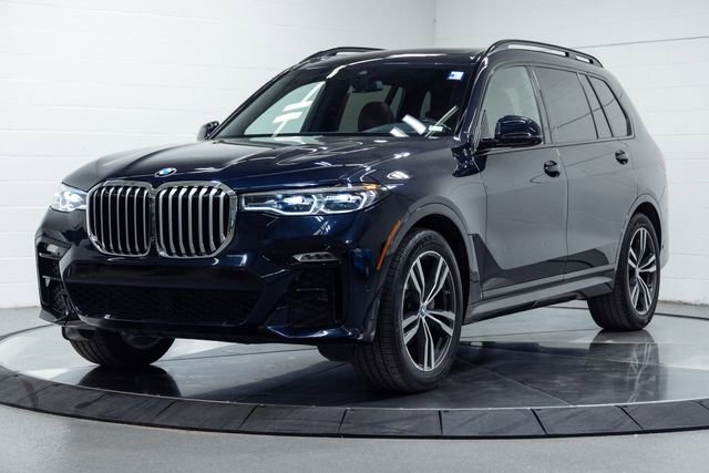 Used 2022 BMW X7 xDrive40i w/ M Sport Package AWD/4WD image 6