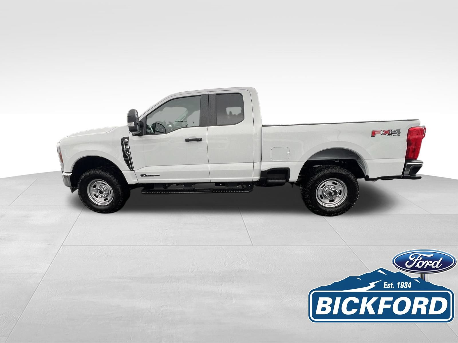 New 2026 Ford F250 XL AWD/4WD image 9