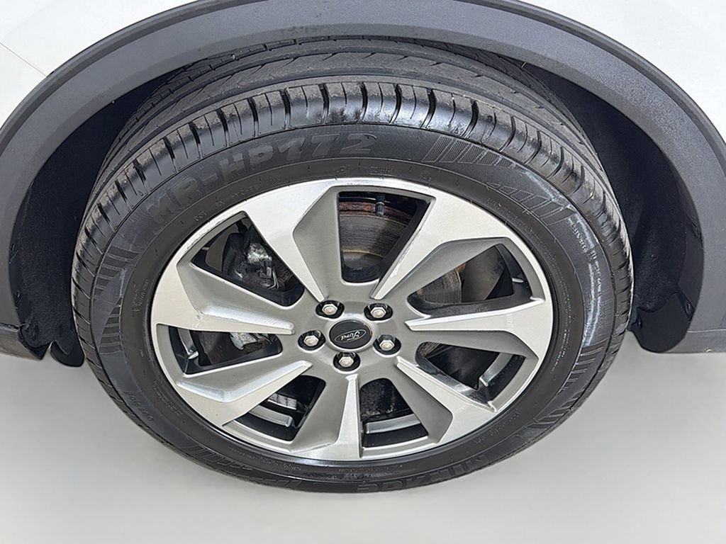 Used 2024 Ford Escape Platinum AWD/4WD image 18
