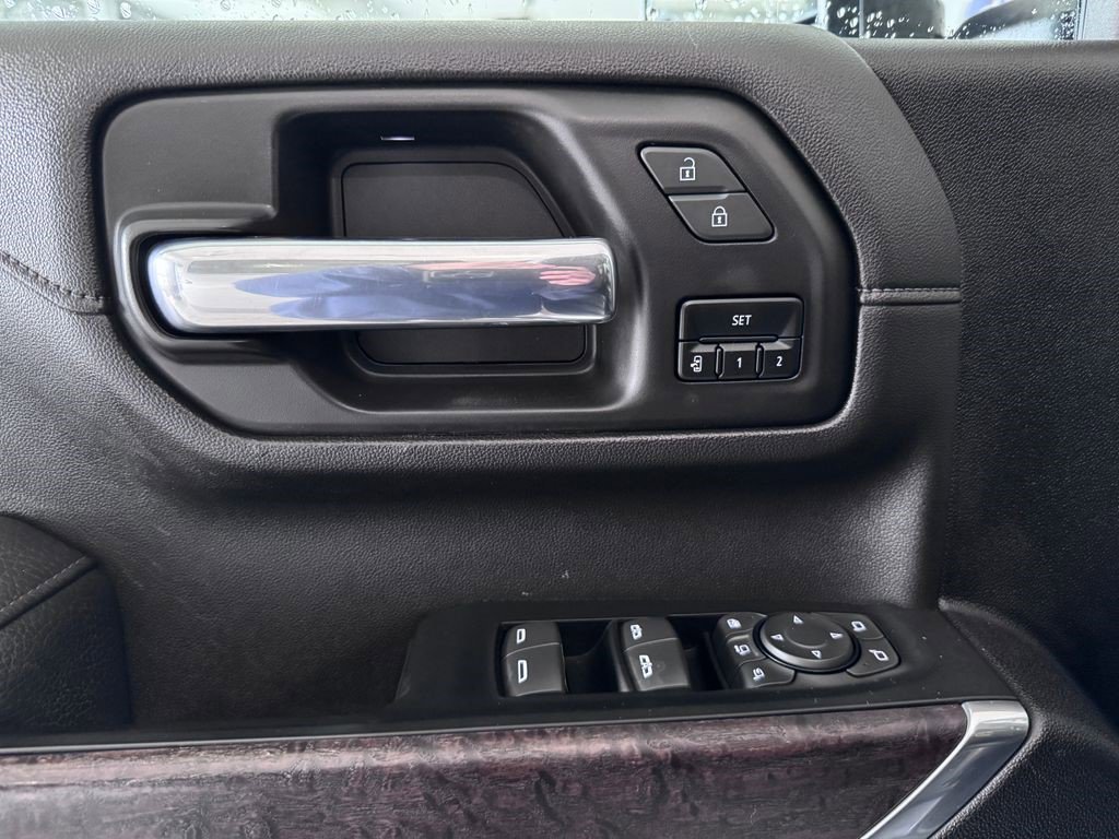 Certified 2023 GMC Sierra 3500 Denali w/ Denali Ultimate Package AWD/4WD image 28