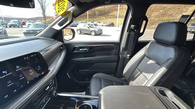 Used 2025 Chevrolet Tahoe LT image 20