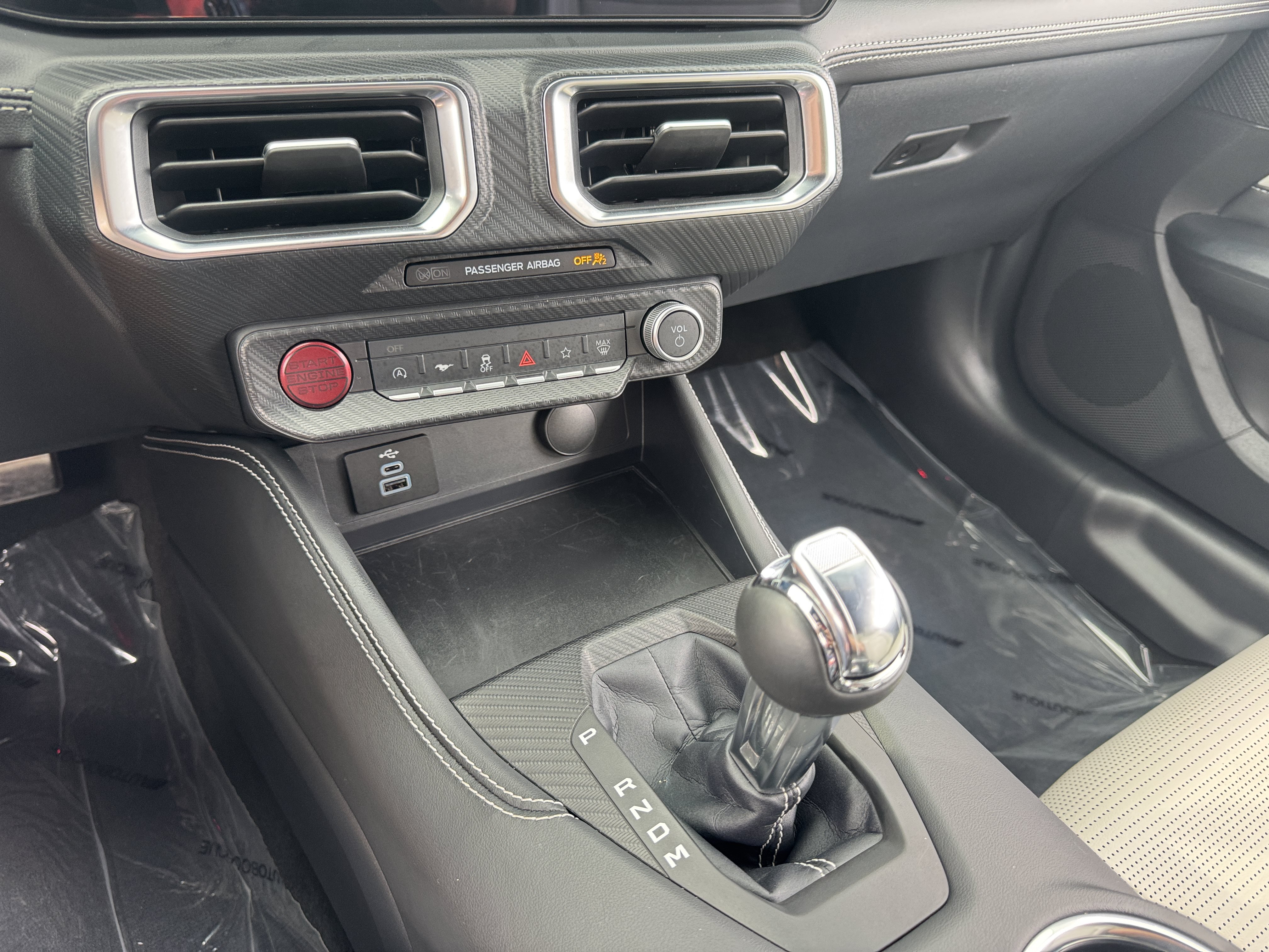 Used 2025 Ford Mustang GT Premium RWD image 28