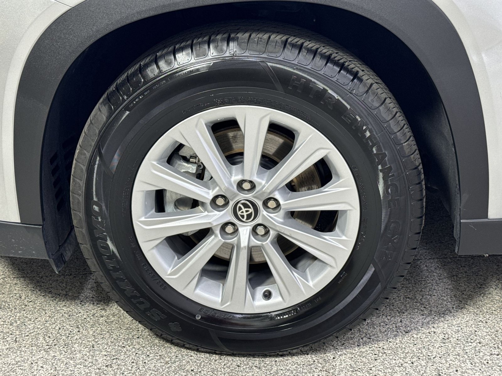 Used 2025 Toyota Grand Highlander FWD image 24