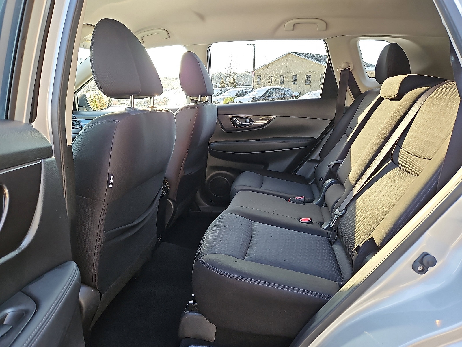 Certified 2019 Nissan Rogue SV image 10