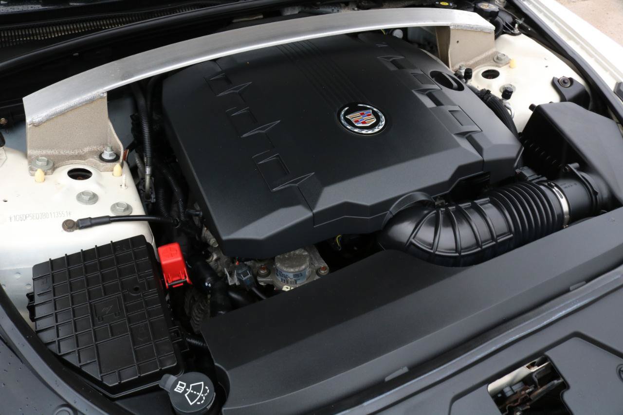 Used 2011 Cadillac CTS Premium RWD image 49