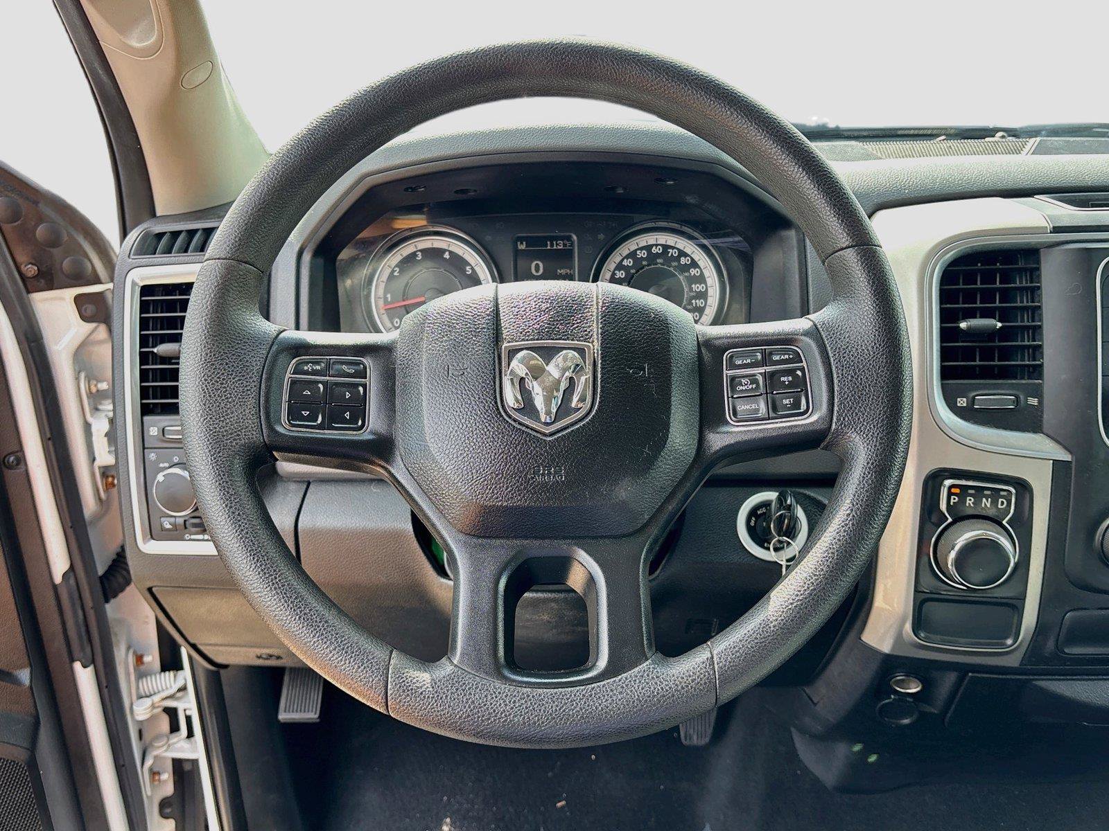 Used 2020 RAM 1500 Classic SLT RWD image 11