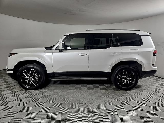 New 2025 Lexus GX 550 AWD/4WD image 7