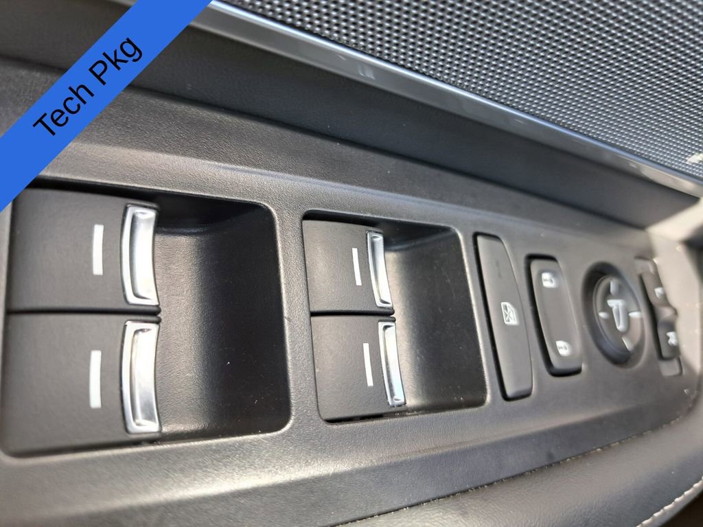 Certified 2025 Acura RDX w/ Technology Package image 16