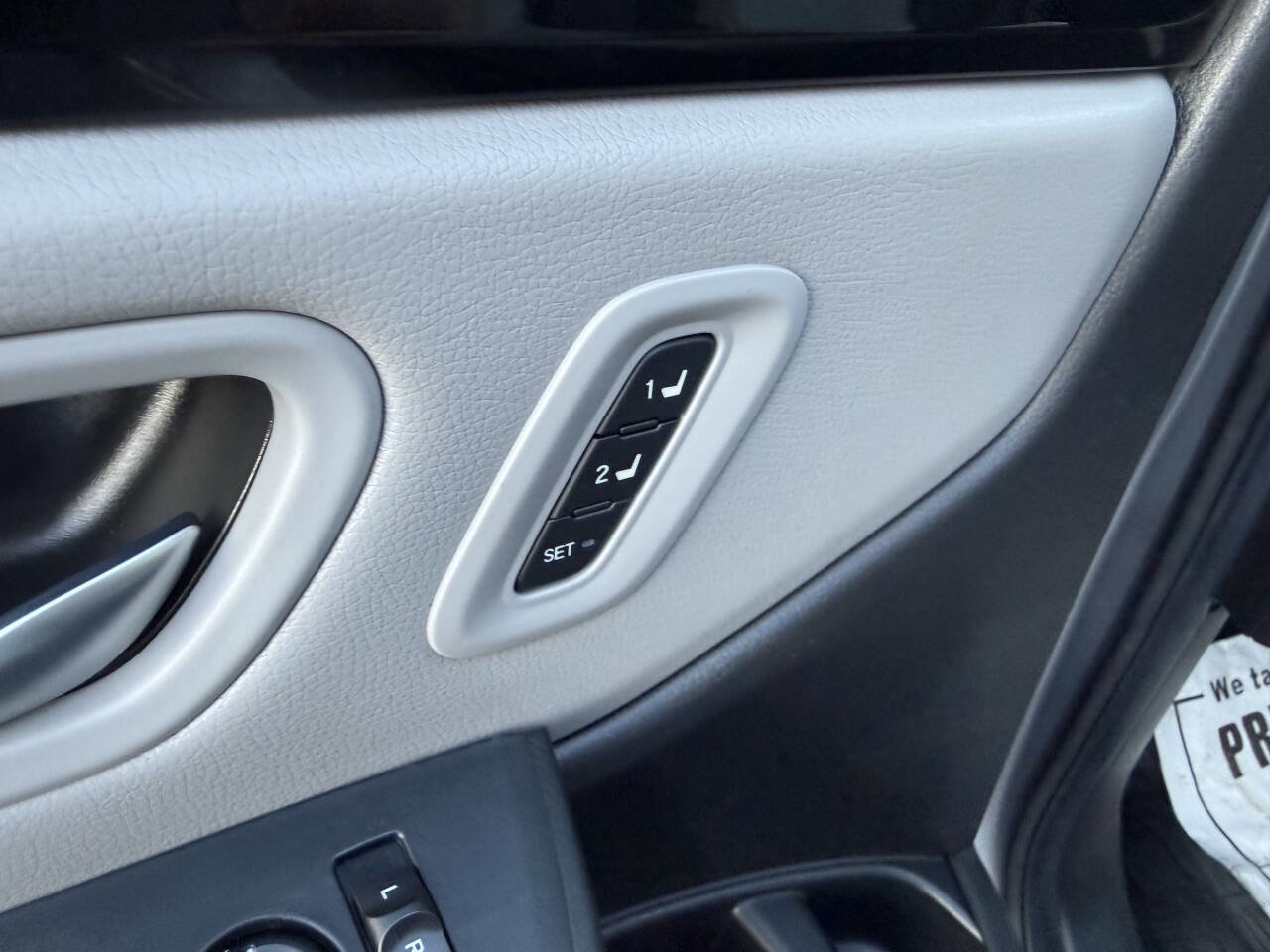 Used 2025 Honda Pilot Touring image 16