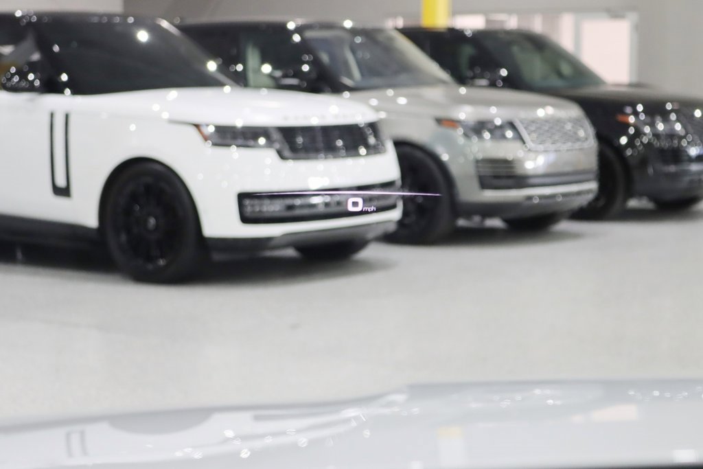 Used 2022 Porsche Cayenne Platinum Edition image 17