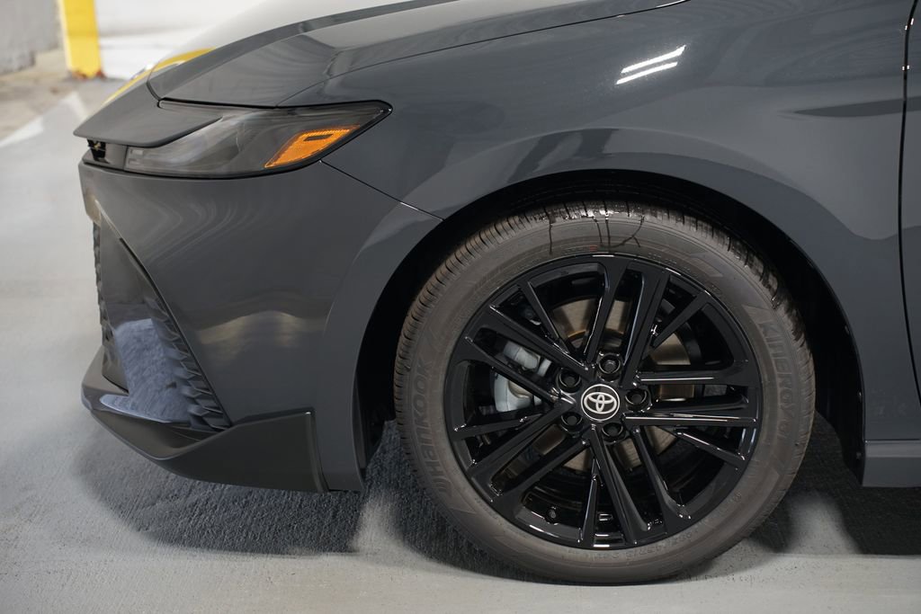 New 2026 Toyota Camry SE image 5