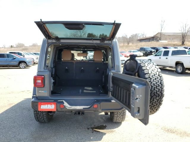 Used 2021 Jeep Wrangler Unlimited Sahara w/ Dual Top Group image 31