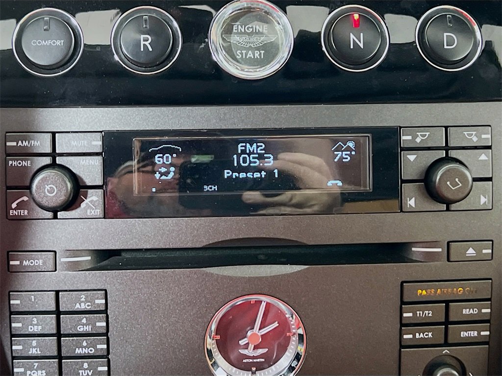 Used 2008 Aston Martin V8 Vantage Roadster image 20