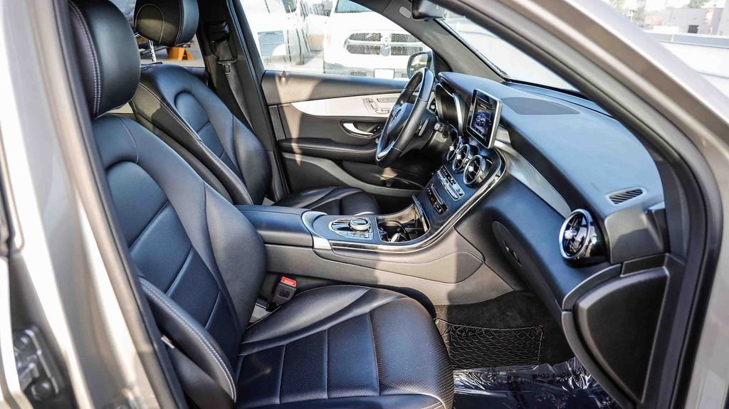 Used 2019 Mercedes-Benz GLC 300 image 20