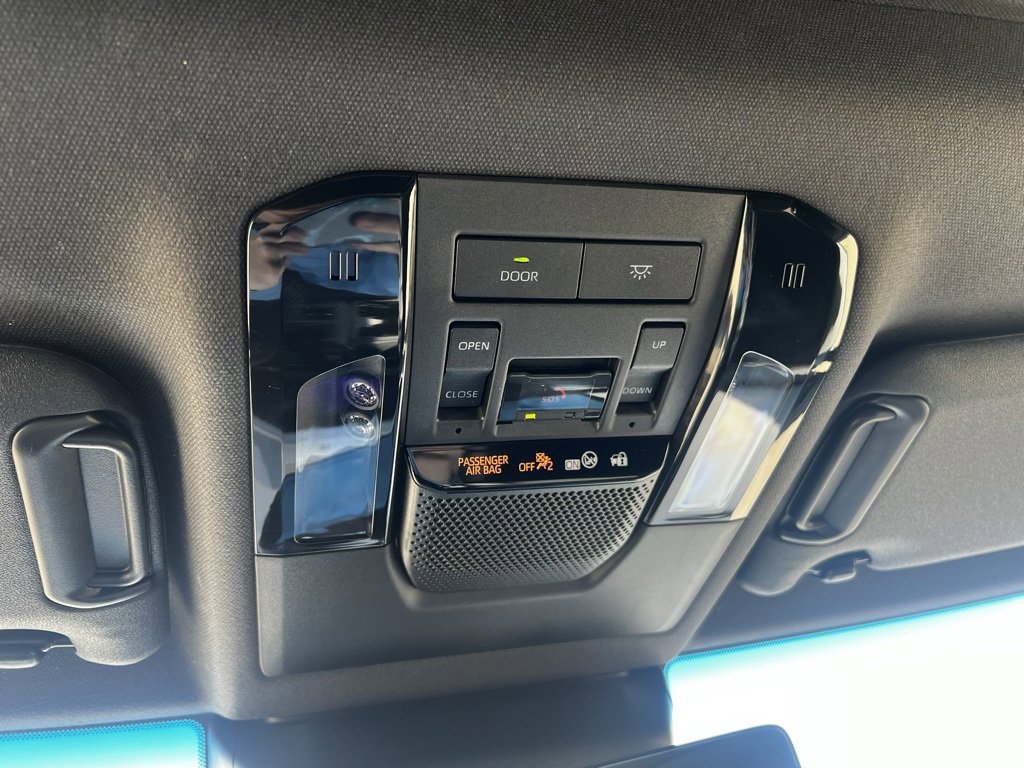 Certified 2024 Toyota Land Cruiser image 25