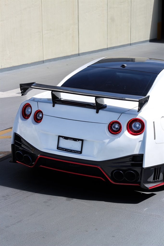 Used 2013 Nissan GT-R Premium AWD/4WD image 11