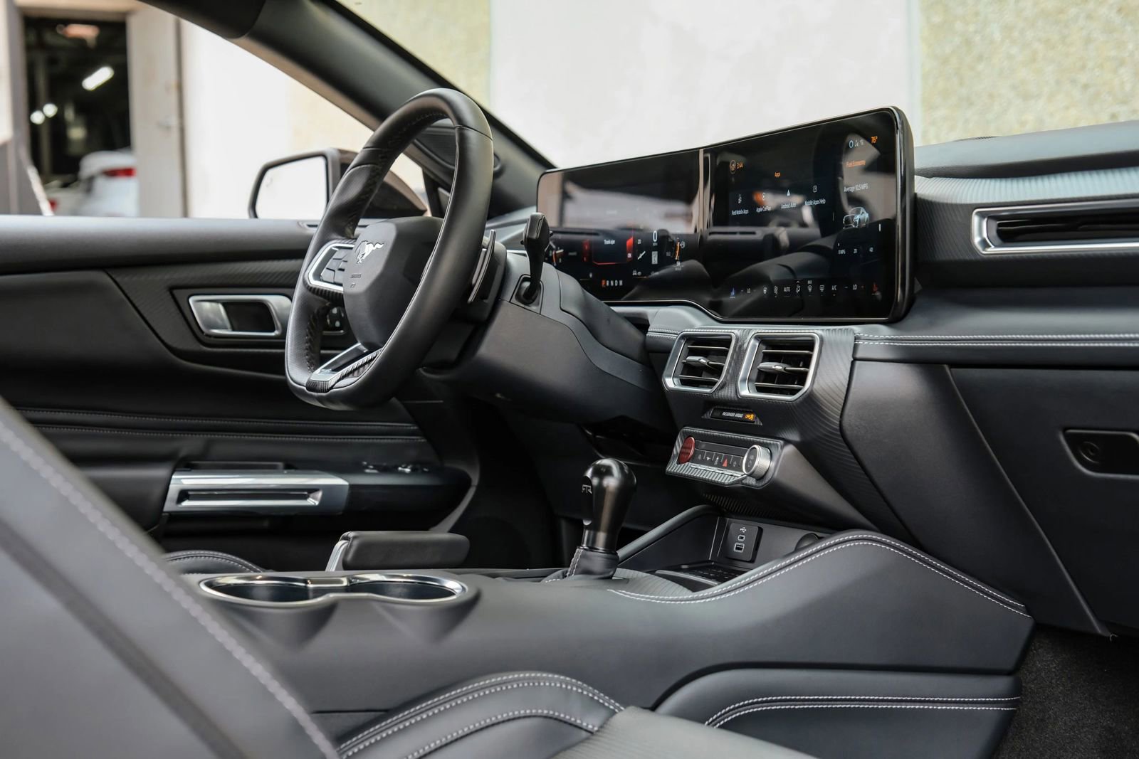 Used 2024 Ford Mustang GT Premium w/ GT Performance Package RWD image 31