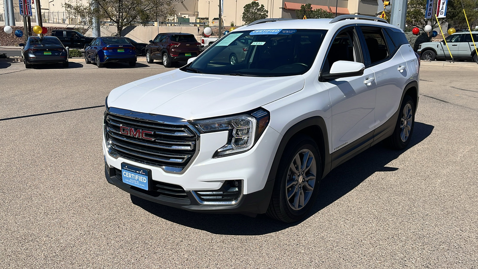 Certified 2024 GMC Terrain SLT image 3